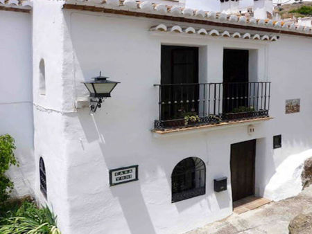 Foto van het dorpshuis Casa Toni met twee dakterrassen en geweldig uitzicht in Sedella, Axarquía