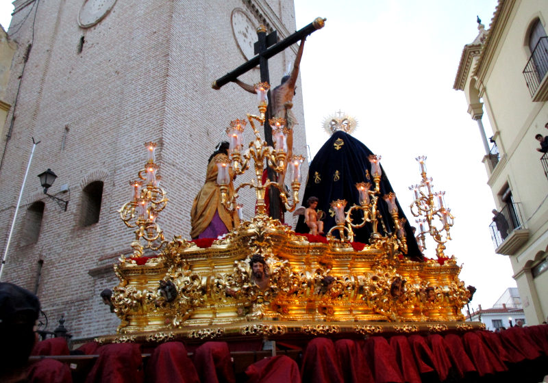 The Antigua Archicofradía de la Santa Vera+Cruz, one of the most prominent brotherhoods in Vélez-Málaga, in their procession robes. Copyright Lutz Dausend