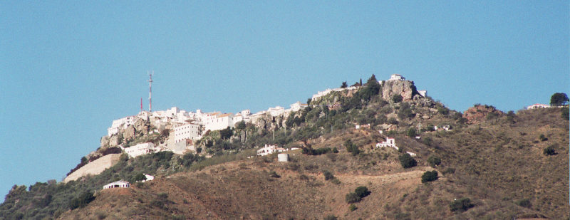 Comares op de heuvel, panoramische foto; Copyright Lutz Dausend
