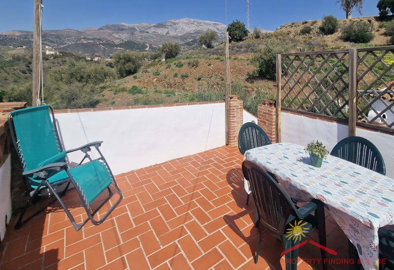Roof terrace with a nice view over the Axarquía