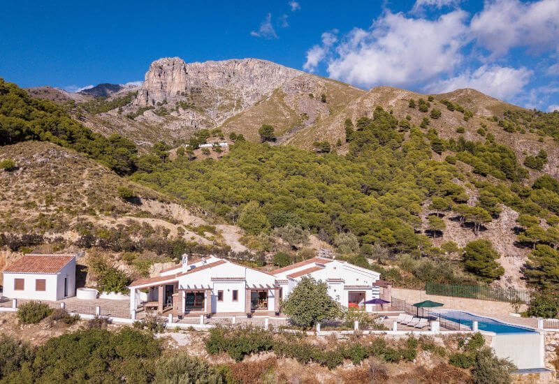 Haus in Canillas de Aceituno mit fabelhafter Aussicht zu verkaufen