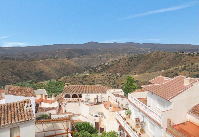 mooi uitzicht over Canillas de Aceituno en de Axarquía
