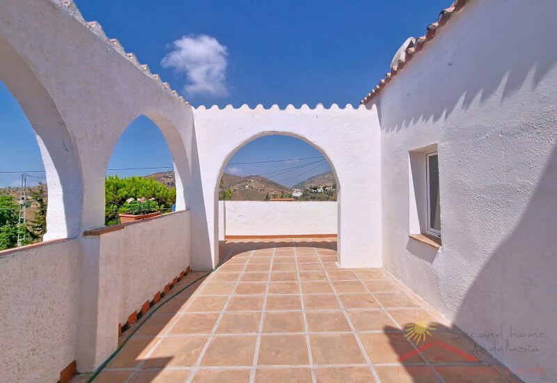 Around the studio on the first floor is a terrace with nice view