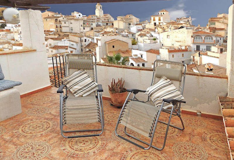 From the upper terrace you can admire the panorama of houses of Sedella