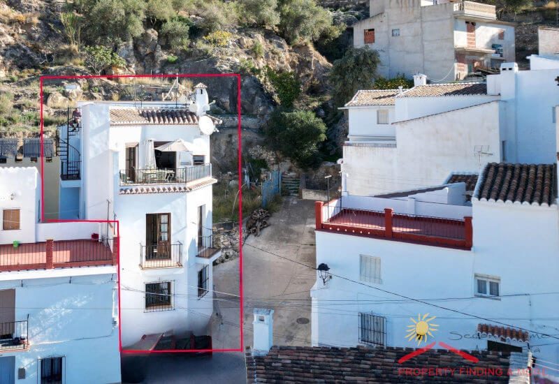Haus zu verkaufen Casa Convento im oberen Teil in Canillas de Aceituno an der Costa del Sol