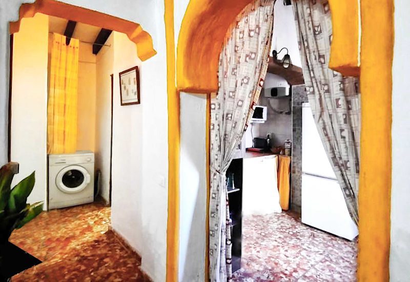 Foto of  kitchen and the hall