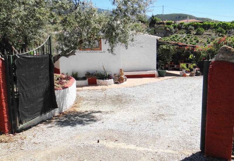 Entrance to the Cortijo Marillo in the Axarquia