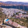 Uitzicht over Canillas de Aceituno en het huis te koop Casa La Vista