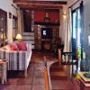 Living and dining room Narrow living / dining room with fireplace