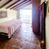 Dressing room / 3rd bedroom A room under the roof can be used as a dressing room or 3rd bedroom