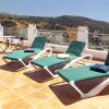 The roof terrace is the best place to take a sun bath in one of the deck chairs